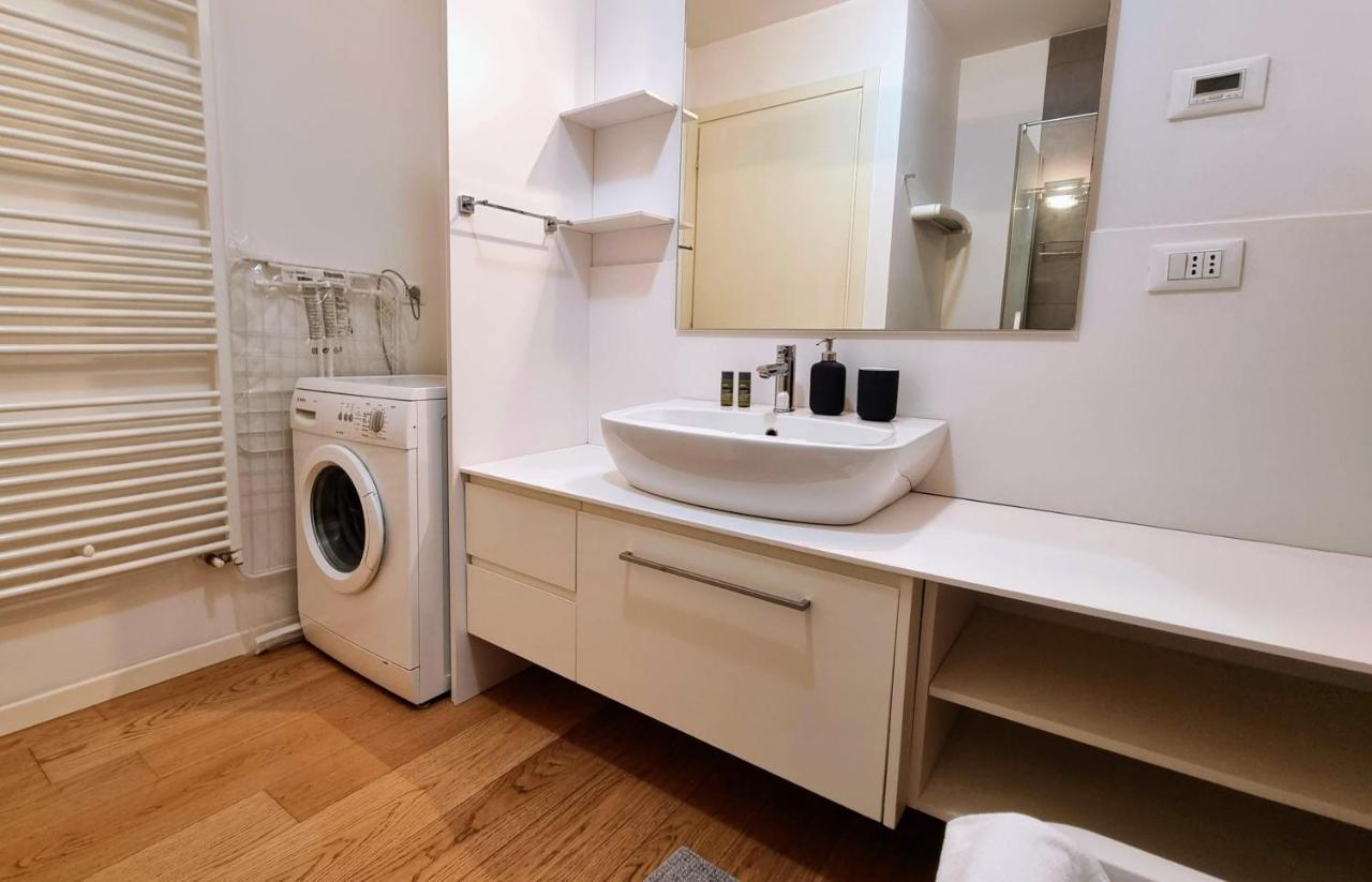 Roma 24 Appartement Triëst Buitenkant foto